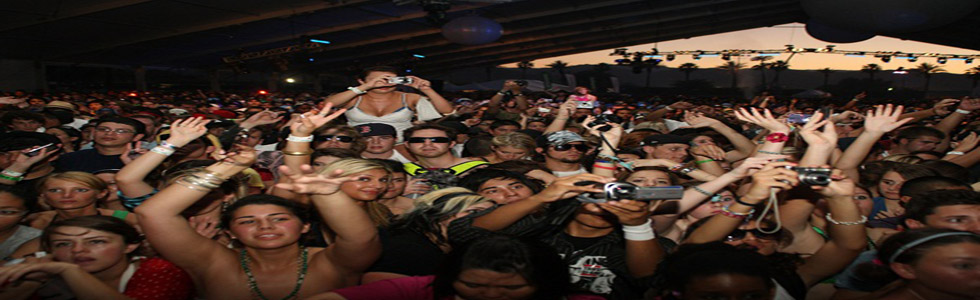 An Unfair Review Of The 2013 Coachella Lineup: Day 2